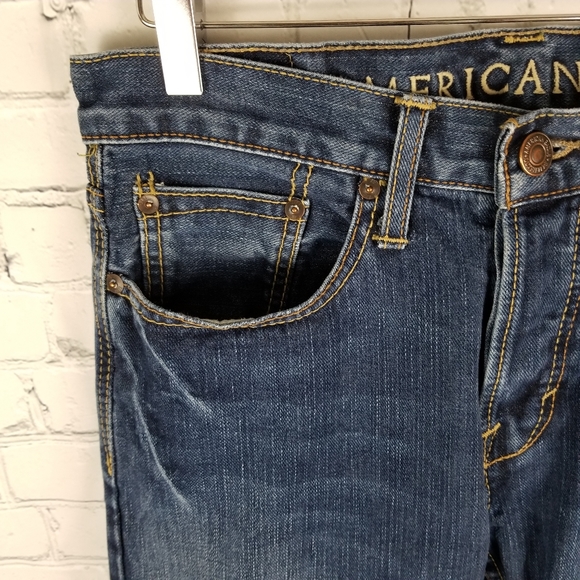 AMERICAN EAGLE | Low Rise Boot button fly jeans - Picture 3 of 8